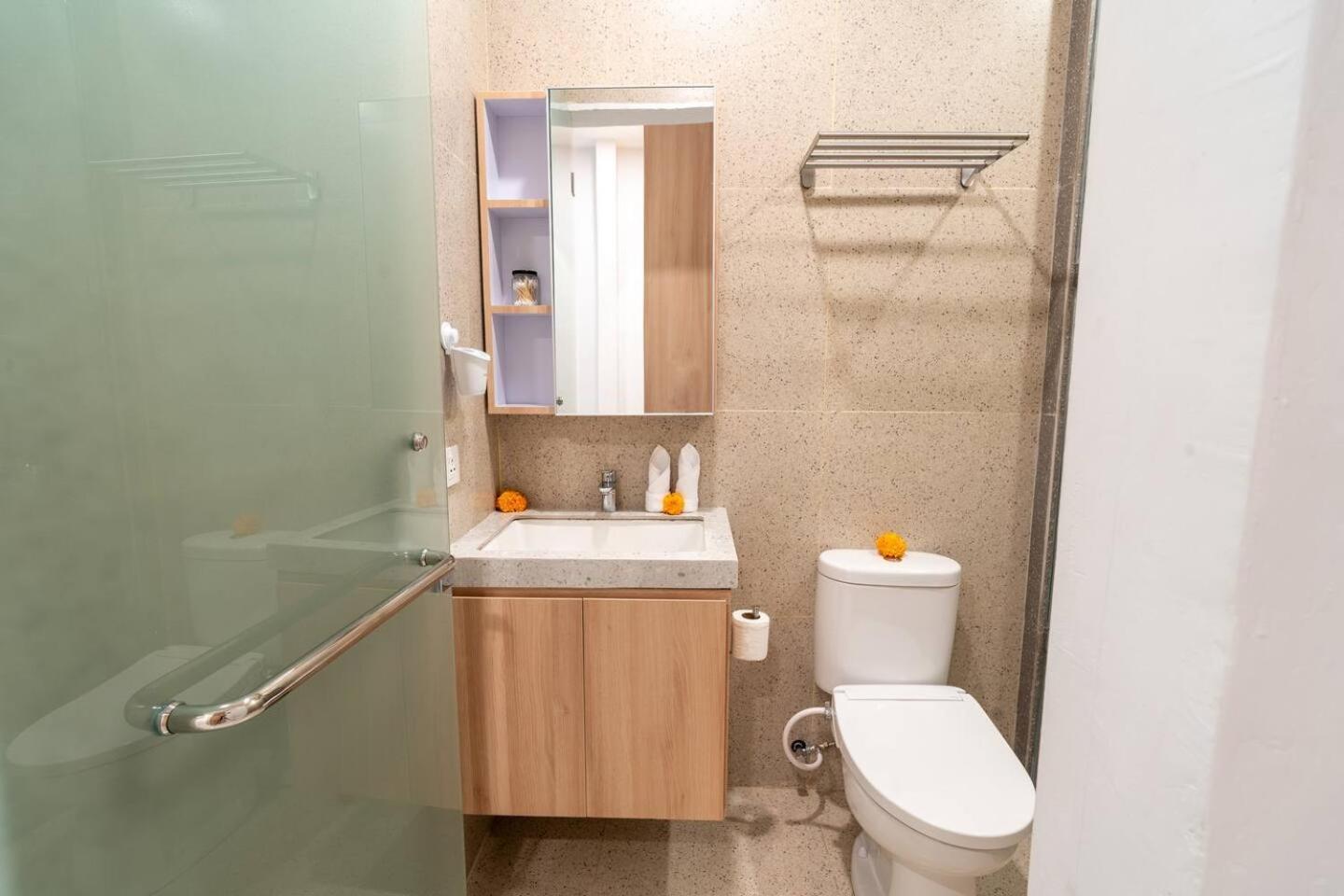 Alyxia 1 Bedroom Apartment In Central Seminyak Екстериор снимка