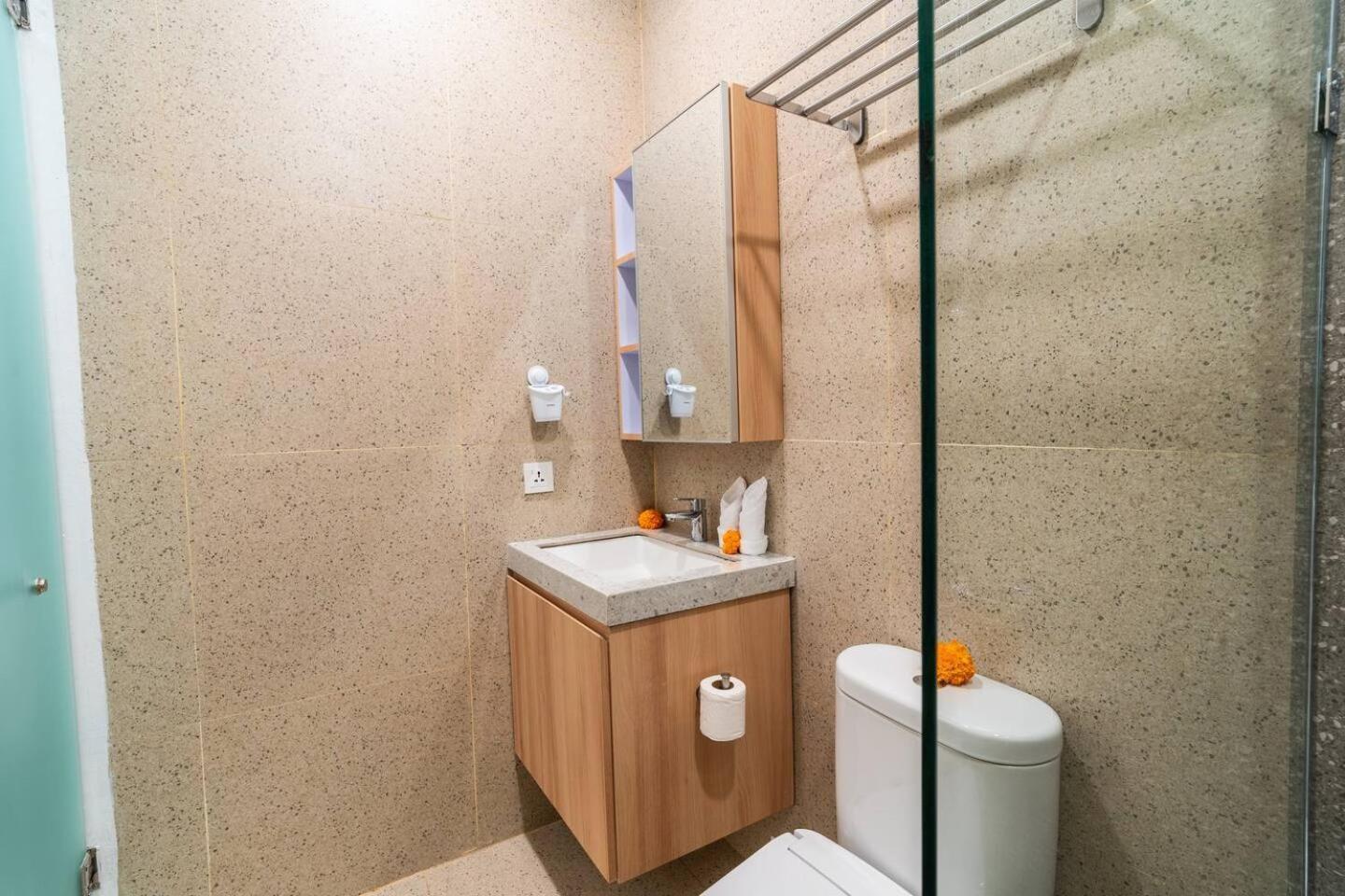 Alyxia 1 Bedroom Apartment In Central Seminyak Екстериор снимка